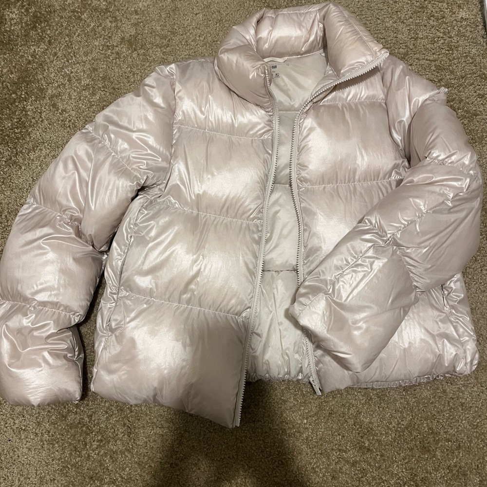 Uniqlo Ultra Light Down Shiny Puffer Jacket in Off White